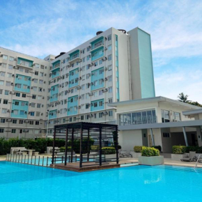 Oceanview 2-bedroom Condo Unit